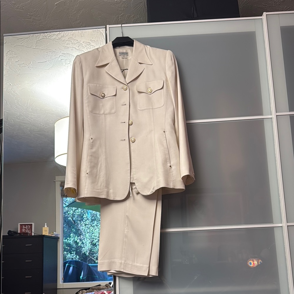 Elegant Cream Women's Suit Set